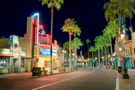 Sunset Boulevard Nights : r/disney