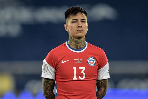 Erick Pulgar está de fora do jogo entre Brasil x Chile