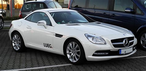 File:Mercedes-Benz SLK 200 BlueEFFICIENCY (R 172) – Frontansicht, 15 ...