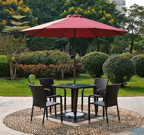 Patio Dining Set With Umbrella Hole : Horchow Alexandra Outdoor Double ...