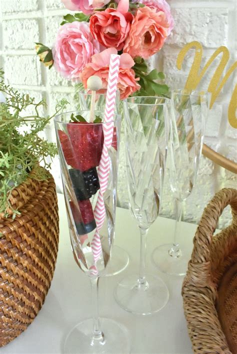 Easy mimosa bar styling that's perfect for any festive event! | Mimosa ...