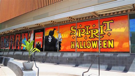 Spirit Halloween opens pop-up location at Ward Village - Pacific ...