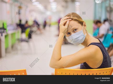 Coronavirus Hospital Image & Photo (Free Trial) | Bigstock