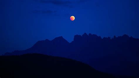 Moon and Mountains Wallpapers - Top Free Moon and Mountains Backgrounds ...