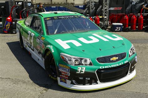 Hulu NASCAR Sponsorship Photo Shoot Ð Dover International Spee ...