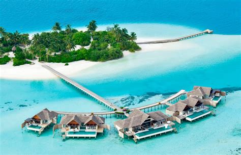 Best Luxury Resorts in The Maldives - WanderingTrader