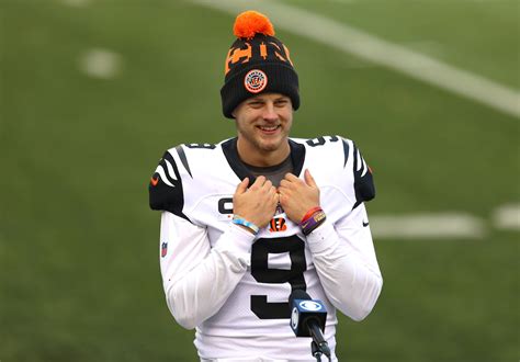 Bengals QB Joe Burrow Provides Cris Collinsworth a 'Very Optimistic ...