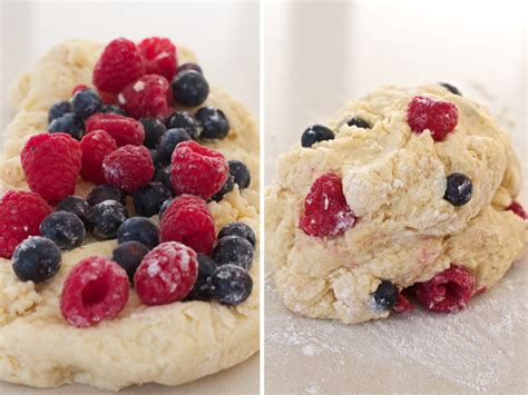 Mary Berry’s Fresh Berry Buttermilk Scones – Shades of Cinnamon