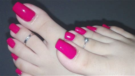 What Color Should I Paint My Toenails? - Paint Colors