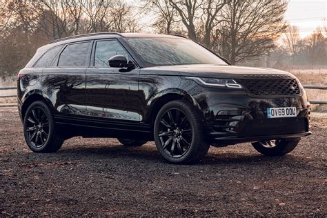 2020: Range Rover Velar Black Limited Edition adds kit and style | Parkers