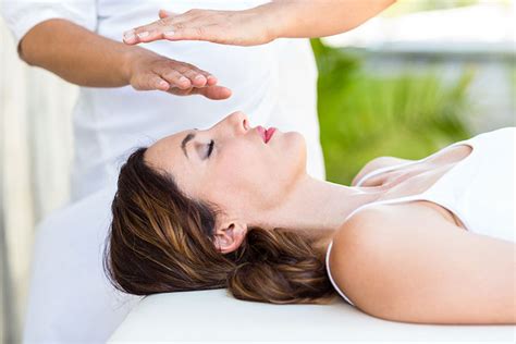 What is Reiki? What benefits to expect during a Reiki Healing Session?