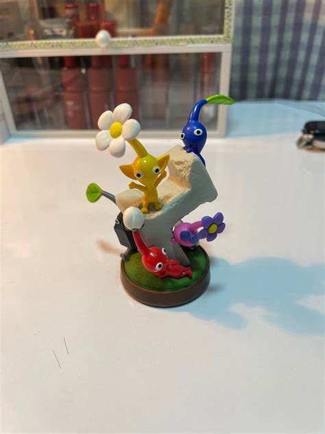 Nintendo Pikmin Amiibo ( Rare! ), Hobbies & Toys, Toys & Games on Carousell