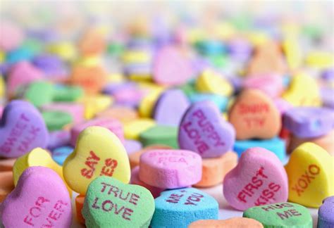 Funny Conversation Heart Sayings for Valentine's Day — Make a Date of It