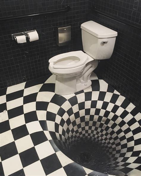 40 Of The Weirdest Toilets That Will Make You Appreciate The One You ...