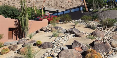 Desert Landscaping Ideas for Privacy | Garden Gate Magazine Magazine