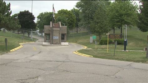 COVID-19 cases spike in East Moline Correctional Center | wqad.com