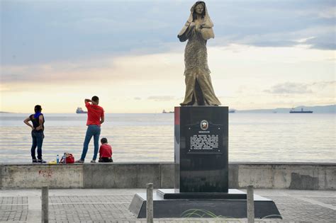 Duterte says comfort woman statue part of free expression