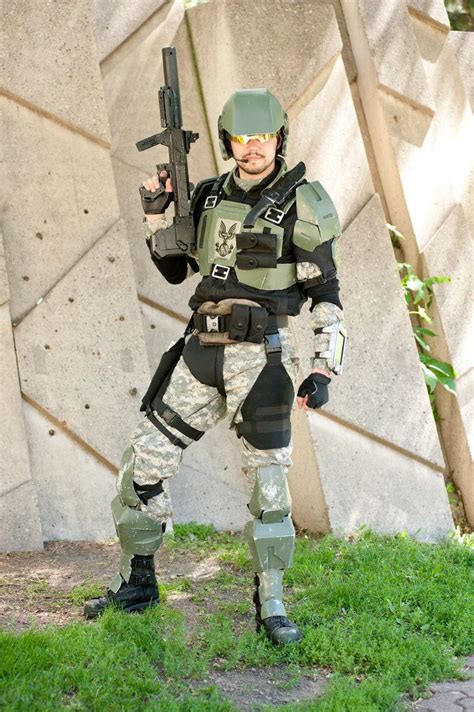 Halo Marine 1a by jagged-eye | Halo marine, Halo cosplay, Futuristic ...