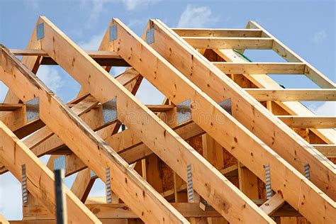 Standard Timber Frame Roof Structure Stock Image - Image of ...