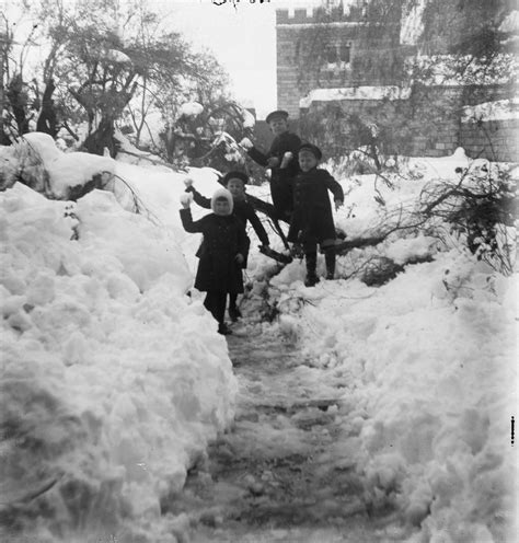 Old Photographs of Jerusalem in a Rare Heavy Snow, 1921 - Rare ...