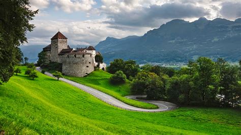 Vaduz Castle, Liechtenstein - Free Nature Pictures