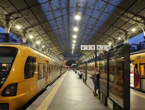 Estación de tren & metro | Schréder Spain