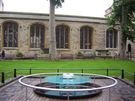 Execution site of 3 English queens Anne Boleyn (1536), Lady Jane Grey ...