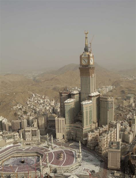 Makkah Royal Clock Tower Mecca Abraj Al Bait - Worlds Biggest Clock ...