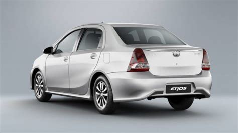 Novo Toyota Etios Sedan 0km - Preço, Cores, Fotos 2023