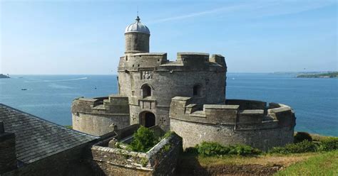 Cornwall castles - the history behind the county's fascinating ...