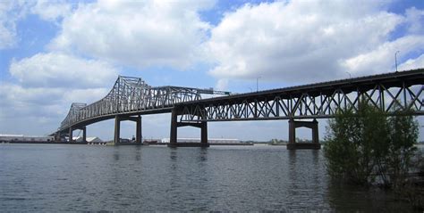 File:Baton Rouge I-10 Bridge over Mississippi River.jpg - Wikimedia Commons