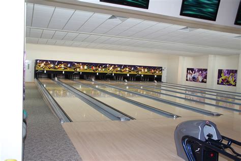 Saudi Scenes: Dhahran Bowling Alley