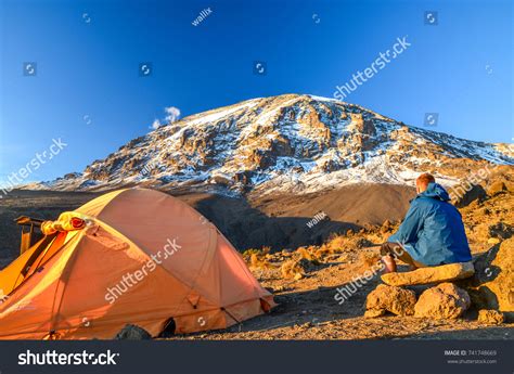 2,552 Hiking Mount Kilimanjaro Images, Stock Photos & Vectors ...