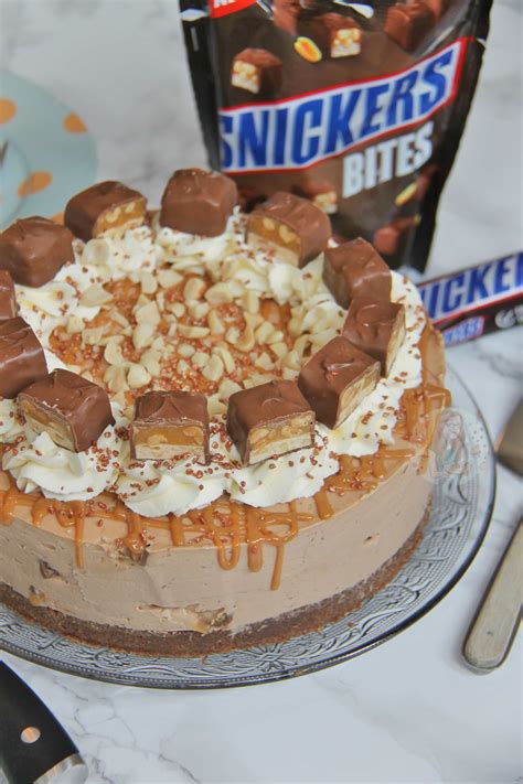 No-Bake Snickers Cheesecake! - Jane's Patisserie