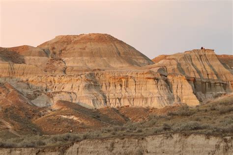 If you and your SO were hiking in Dinosaur Provincial Park September ...