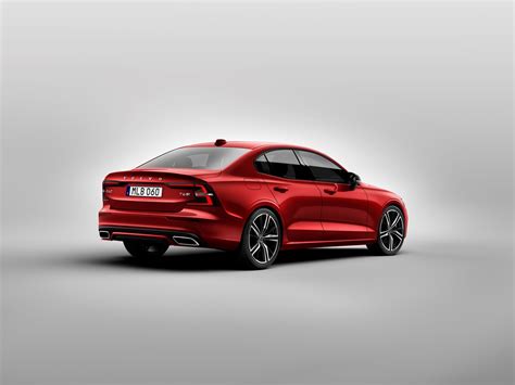 New Volvo S60 R-Design exterior - Volvo Cars Global Media Newsroom