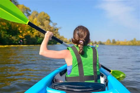 Kayaking: a fun way for kids to build core strength - Active For Life