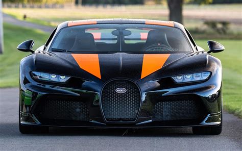 2022 Bugatti Chiron Super Sport 300+ | GearMoose