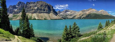 Rocky mountains panorama by Patricia Hofmeester in 2020 | Rocky ...