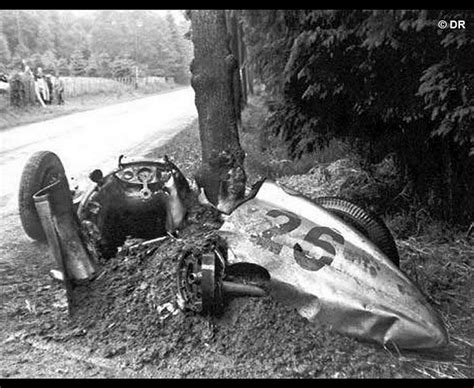 Formula One fatalities: HORRIFIC pictures from F1's early years - Daily ...