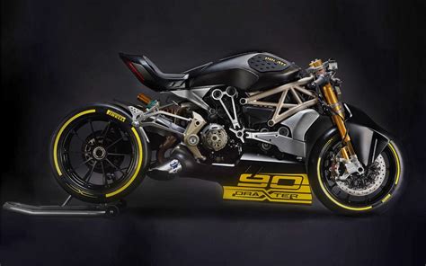 Another custom Ducati unveiled at Verona, the XDiavel based DraXter ...