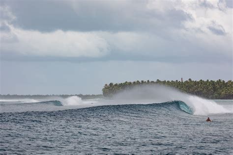 Maldives Surf Report and Forecast - August 2021 - Perfect Wave Travel