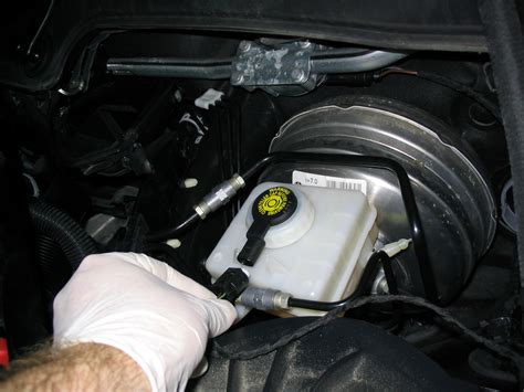 Brake fluid change DIY - 5Series.net - Forums