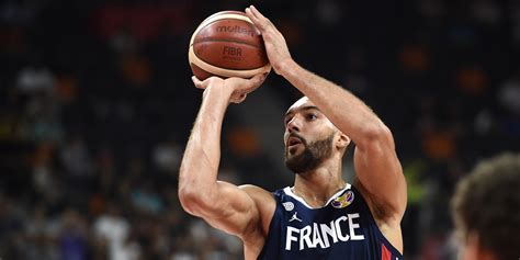 World Basketball: The French team achieves the feat against the United ...