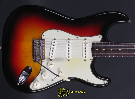 1961 Fender Stratocaster 3-tone Sunburst-VI63FES_3tSB61981