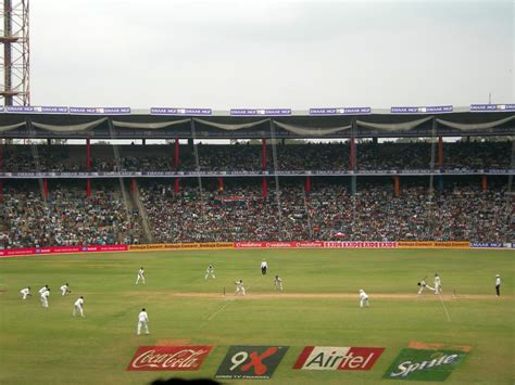 People playing cricket at M. Chinnaswamy Stadium in Bangalore, India ...