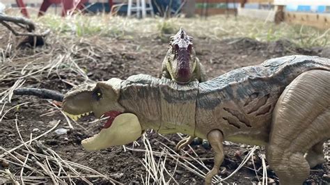 T Rex vs Albertosaurus stop motion! Collaboration with Indozillagamer ...