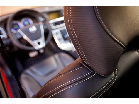 2013 Volvo S60: 85 Interior Photos | U.S. News