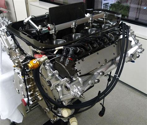 HONDA RA806E 2.4 litre V8 F1 engine