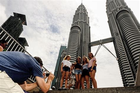 Skip The Line: Petronas Twin Towers & Kuala Lumpur Tower Observation ...